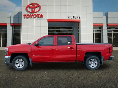 Used 2018 Chevrolet Silverado 1500 LT w/ All Star Edition image 5