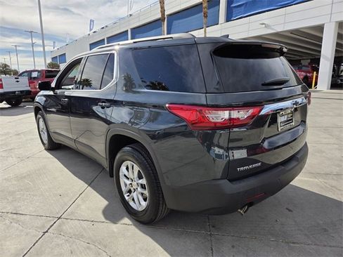 Used 2019 Chevrolet Traverse LT image 4
