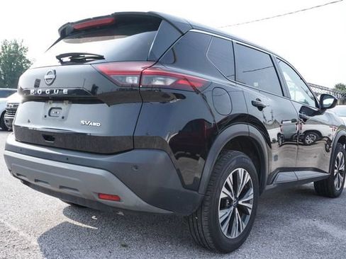 Used 2023 Nissan Rogue SV AWD/4WD image 4