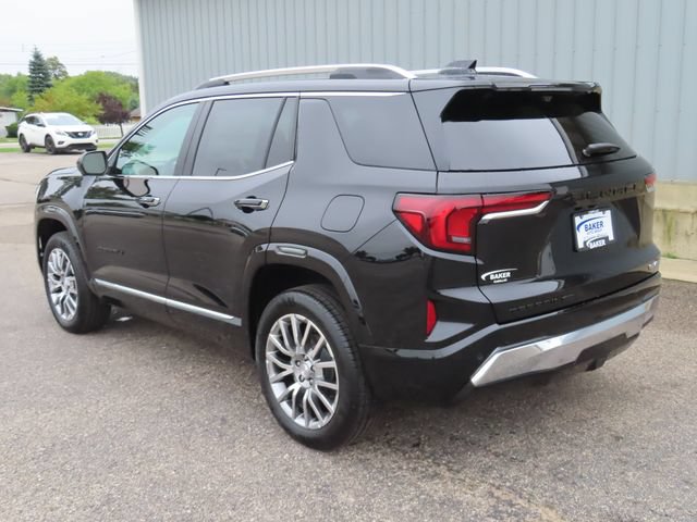 New 2026 GMC Terrain Denali w/ LPO, Black Badging Package AWD/4WD image 9