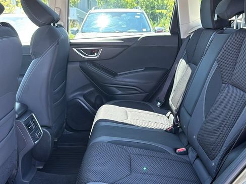Certified 2023 Subaru Forester Premium AWD/4WD image 23