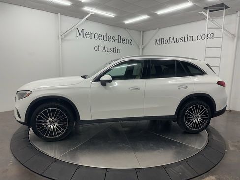 New 2026 Mercedes-Benz GLC 300 image 4