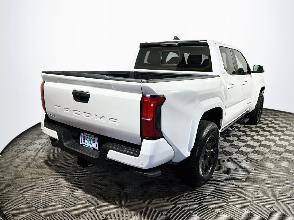 Certified 2025 Toyota Tacoma SR5 AWD/4WD image 7