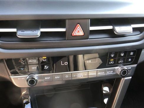 New 2026 Kia Seltos SX image 19