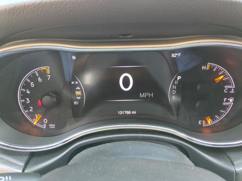 Used 2015 Jeep Grand Cherokee Limited image 12