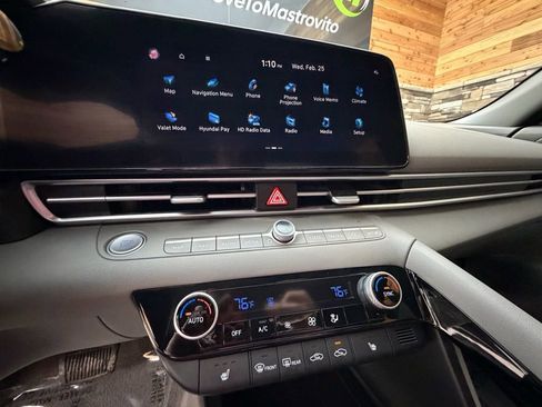 Certified 2023 Hyundai Elantra SEL w/ Convenience Package image 18