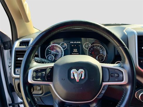 Used 2020 RAM 1500 Lone Star image 11