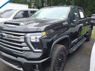Used 2024 Chevrolet Silverado 2500 High Country w/ High Country Premium Package AWD/4WD video 1