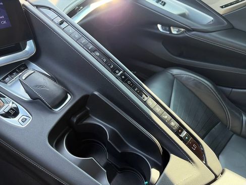 Used 2020 Chevrolet Corvette Stingray Preferred Cpe w/ 2LT Preferred Equipment Group RWD image 23