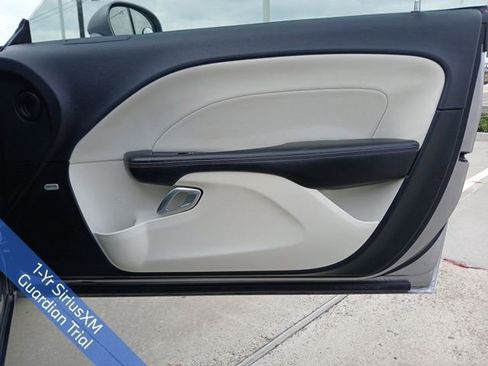 Used 2018 Dodge Challenger SXT Plus image 10