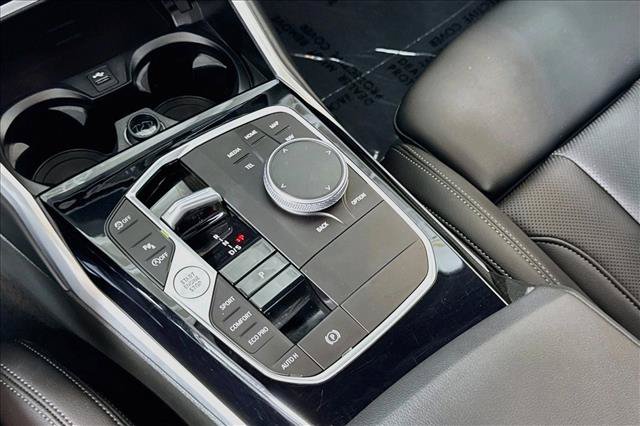 Used 2023 BMW 330i Sedan w/ Convenience Package RWD image 16
