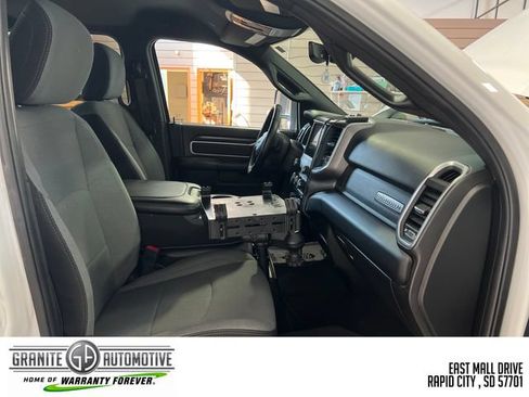 Used 2024 RAM 2500 Big Horn AWD/4WD image 35