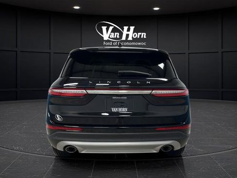 Used 2024 Lincoln Corsair AWD image 4