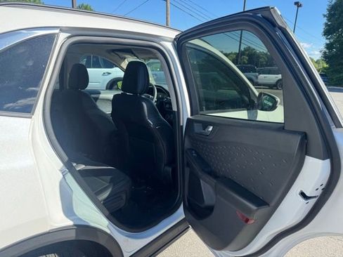 Used 2020 Ford Escape SEL FWD image 16