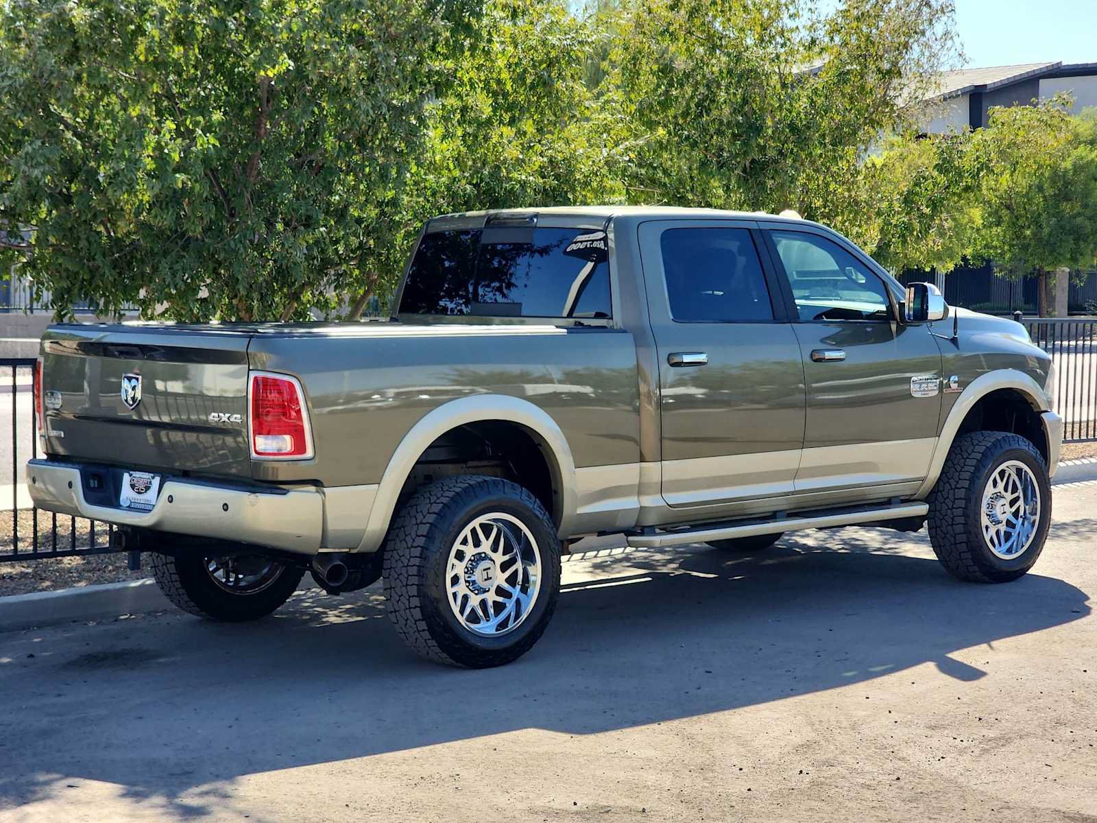 Used 2015 RAM 2500 Longhorn w/ Convenience Group AWD/4WD image 8