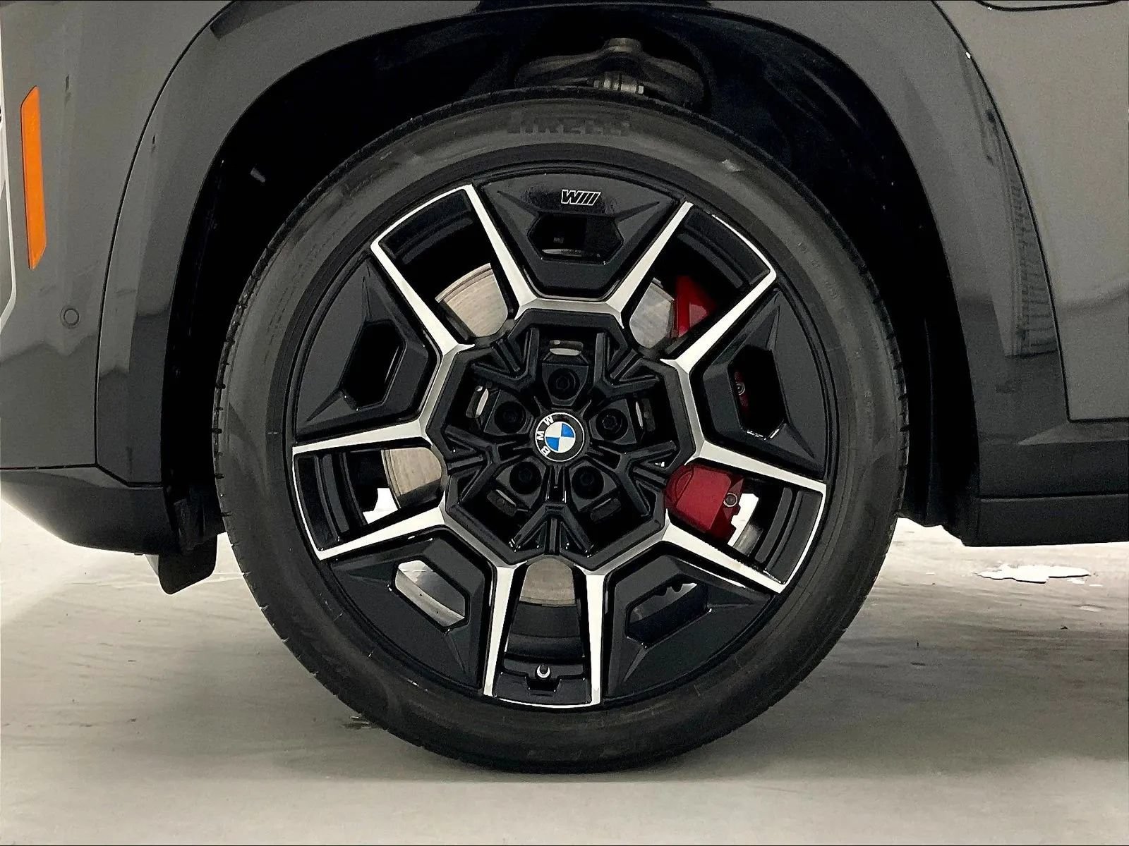 Used 2024 BMW XM AWD/4WD image 38
