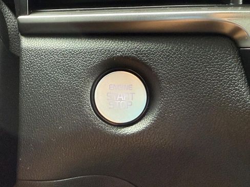 New 2026 Kia Sorento S image 13