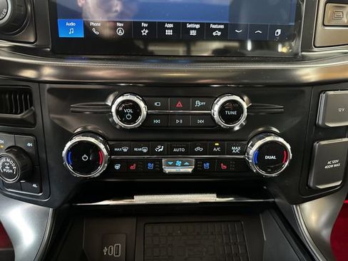 New 2026 Ford F150 Lariat w/ Equipment Group 502A High image 26