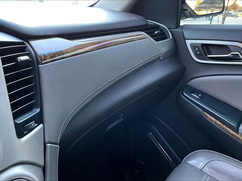 Used 2016 GMC Yukon Denali image 26