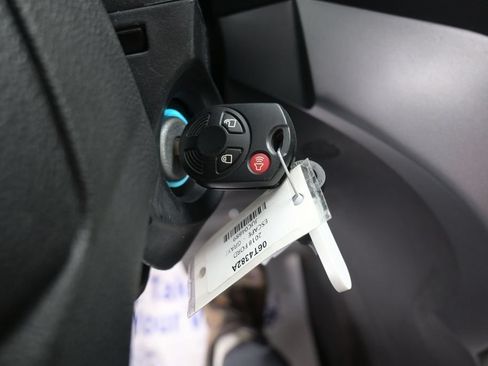 Used 2018 Ford Escape SE w/ SE Sync 3 Package FWD image 38