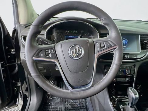 Used 2018 Buick Encore Essence image 10