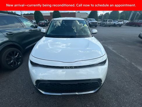 Certified 2024 Kia Soul LX w/ Option Group 015 FWD image 2