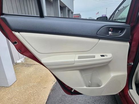 Used 2014 Subaru Crosstrek 2.0i Premium image 19