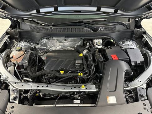 Certified 2024 Chevrolet Trax LS image 34