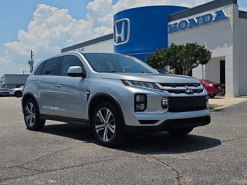 Used 2024 Mitsubishi Outlander Sport AWD image 2