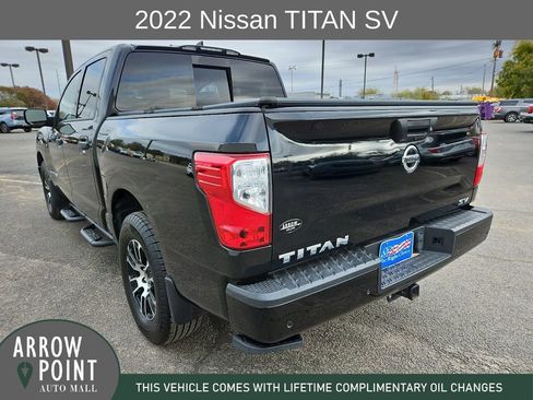 Used 2022 Nissan Titan SV w/ Accessory Utility Package image 9