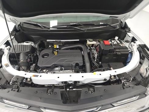 New 2026 Chevrolet Equinox LT w/ Safety and Technology Package FWD image 30