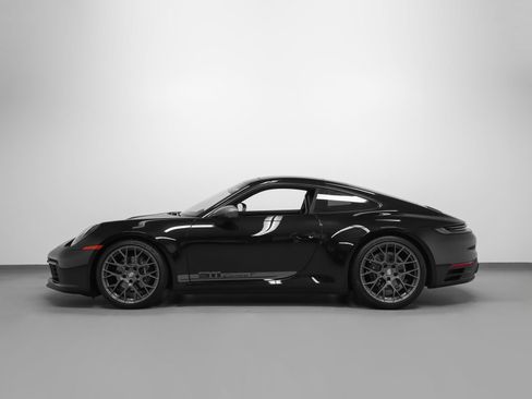 Certified 2024 Porsche 911 Carrera T RWD image 2