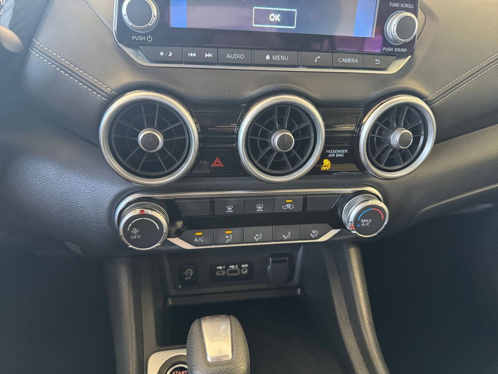 Used 2025 Nissan Sentra SV FWD image 16