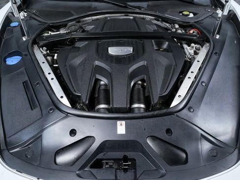 Used 2017 Porsche Panamera 4S image 34