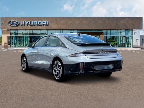New 2025 Hyundai Ioniq 6 SEL RWD image 5