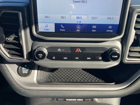 Used 2021 Ford Bronco Sport Outer Banks w/ Outer Banks Package image 18