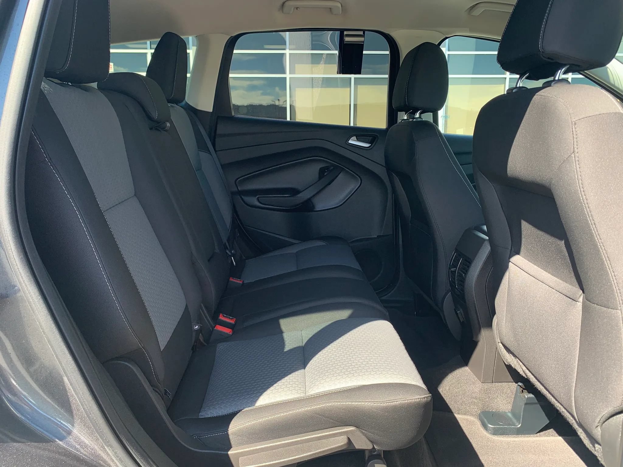 Used 2017 Ford Escape SE AWD/4WD image 29
