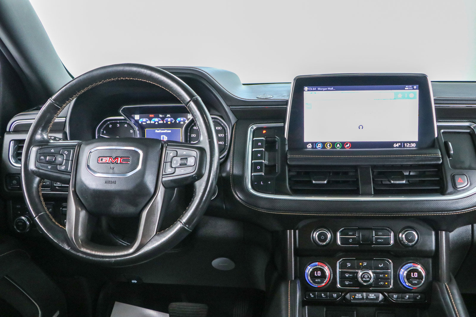 Used 2021 GMC Yukon AT4 w/ AT4 Premium Plus Package AWD/4WD image 18