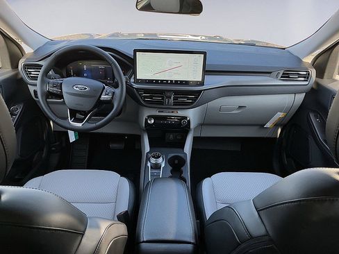 New 2026 Ford Escape SE w/ Class II Trailer Tow Package image 7