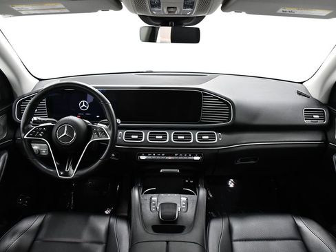 Used 2024 Mercedes-Benz GLE 450e 4MATIC image 8