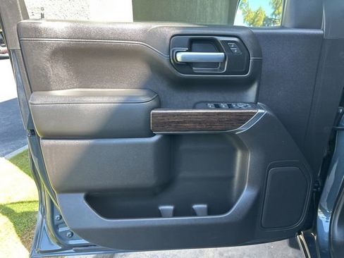 Used 2020 GMC Sierra 1500 SLE w/ SLE Value Package RWD image 12