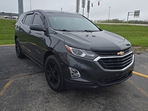 Used 2018 Chevrolet Equinox LT AWD/4WD image 2