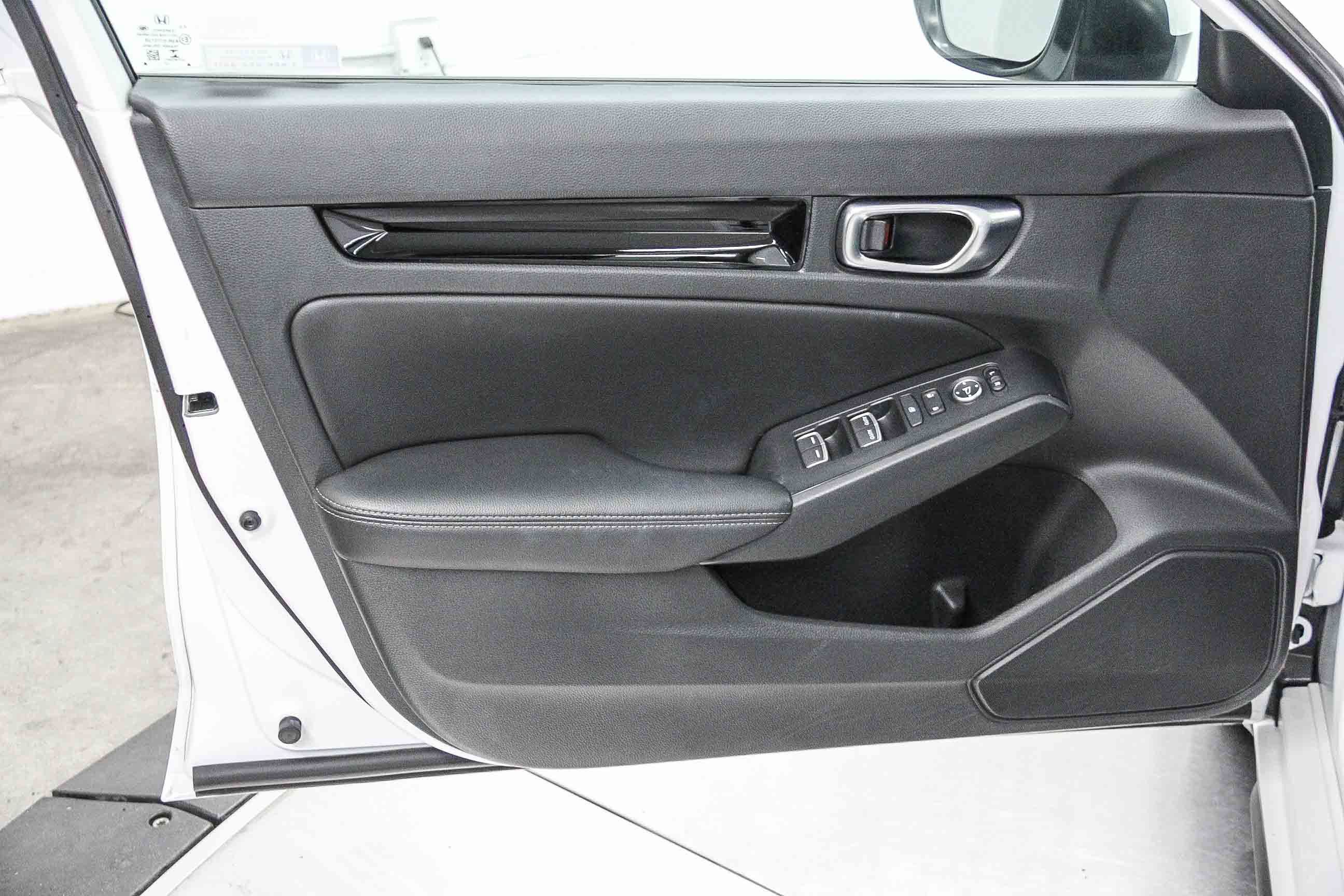 Used 2023 Honda Civic EX-L image 22