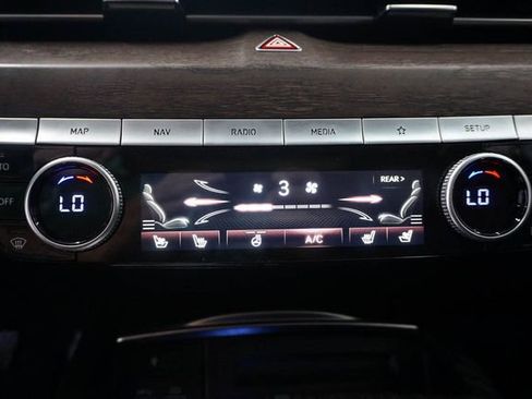 Used 2022 Genesis G80 2.5T w/ Prestige Package RWD image 18