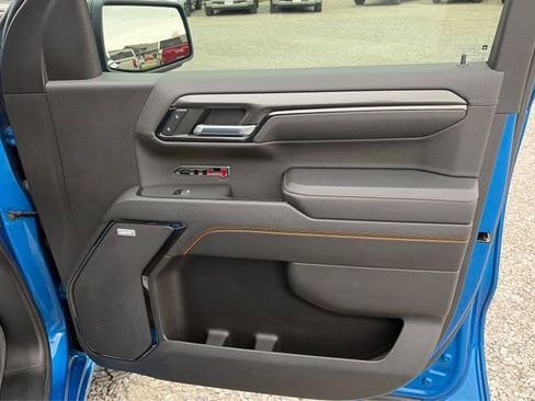 Used 2024 GMC Sierra 1500 AT4 w/ Technology Package image 20