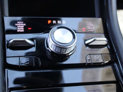 Used 2023 Jeep Grand Cherokee L Overland AWD/4WD image 26