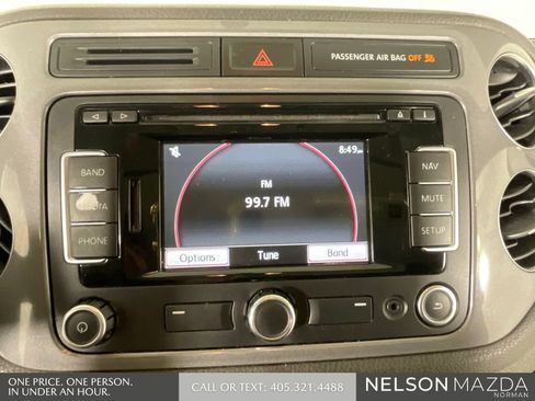 Used 2012 Volkswagen Tiguan S AWD/4WD image 32