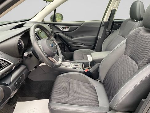 Used 2021 Subaru Forester Premium AWD/4WD image 21