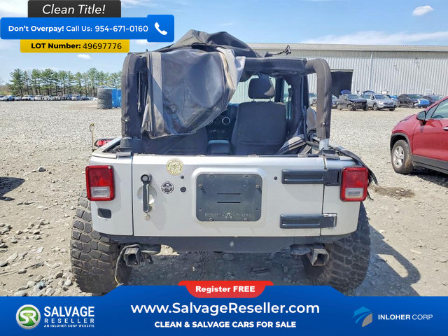 Used 2012 Jeep Wrangler Sahara w/ Connectivity Group AWD/4WD image 8