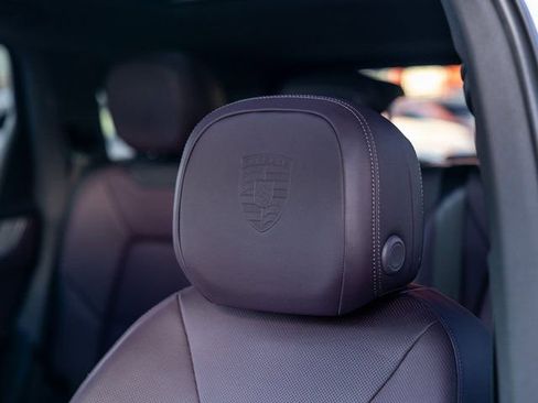 Certified 2025 Porsche Cayenne S AWD/4WD image 42